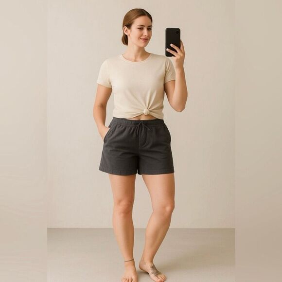 Eddie Bauer Shorts Pull On Grey 12 Cotton Athleisure - Picture 1 of 15